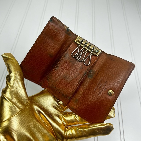 Louis Vuitton Monogram 4 Key Ring Holder Wallet Case - Picture 8 of 12